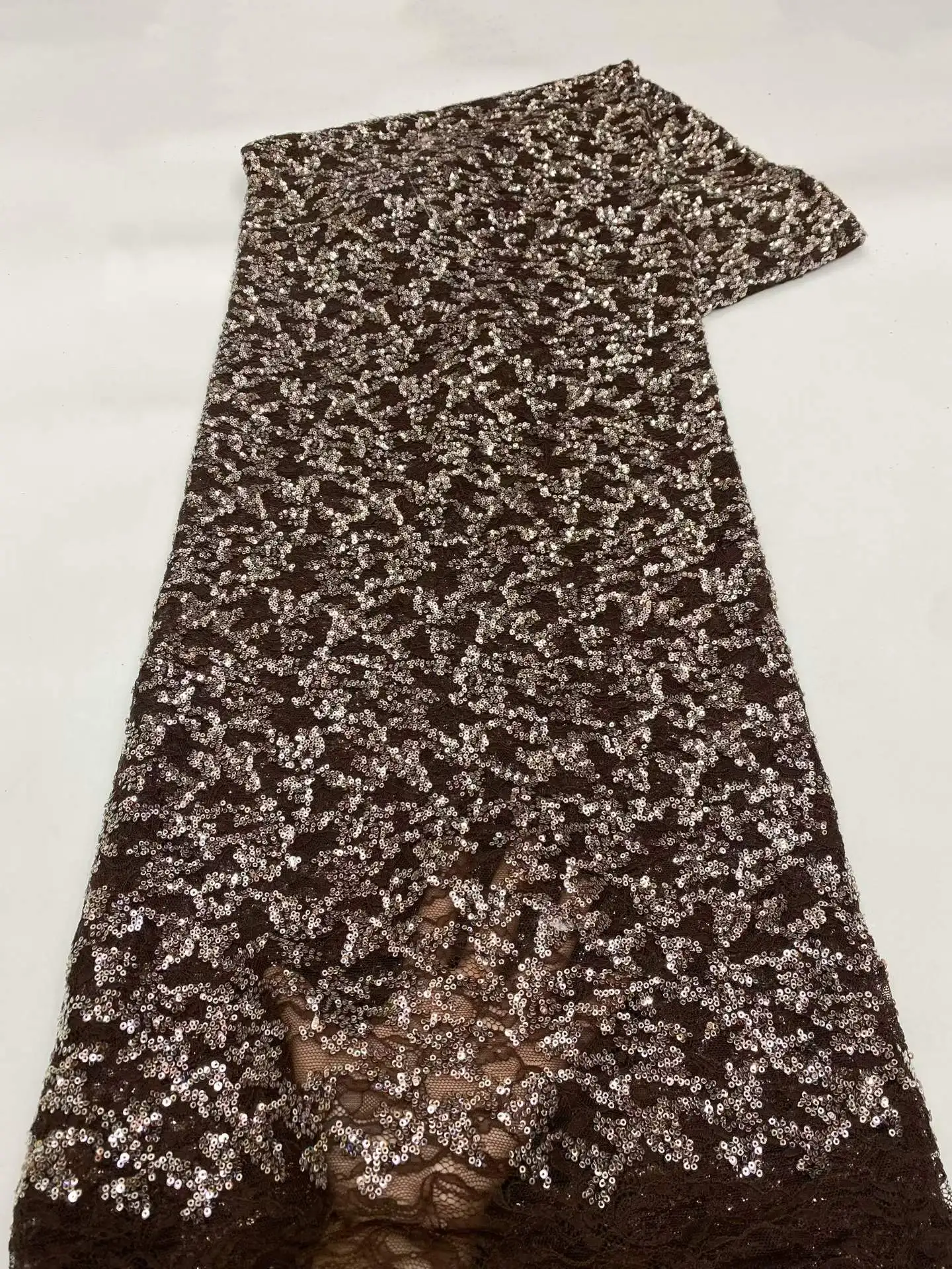 Mccarthy Super Top Spitzenstof – Embroidery Net Fabric Bewertung und Preis