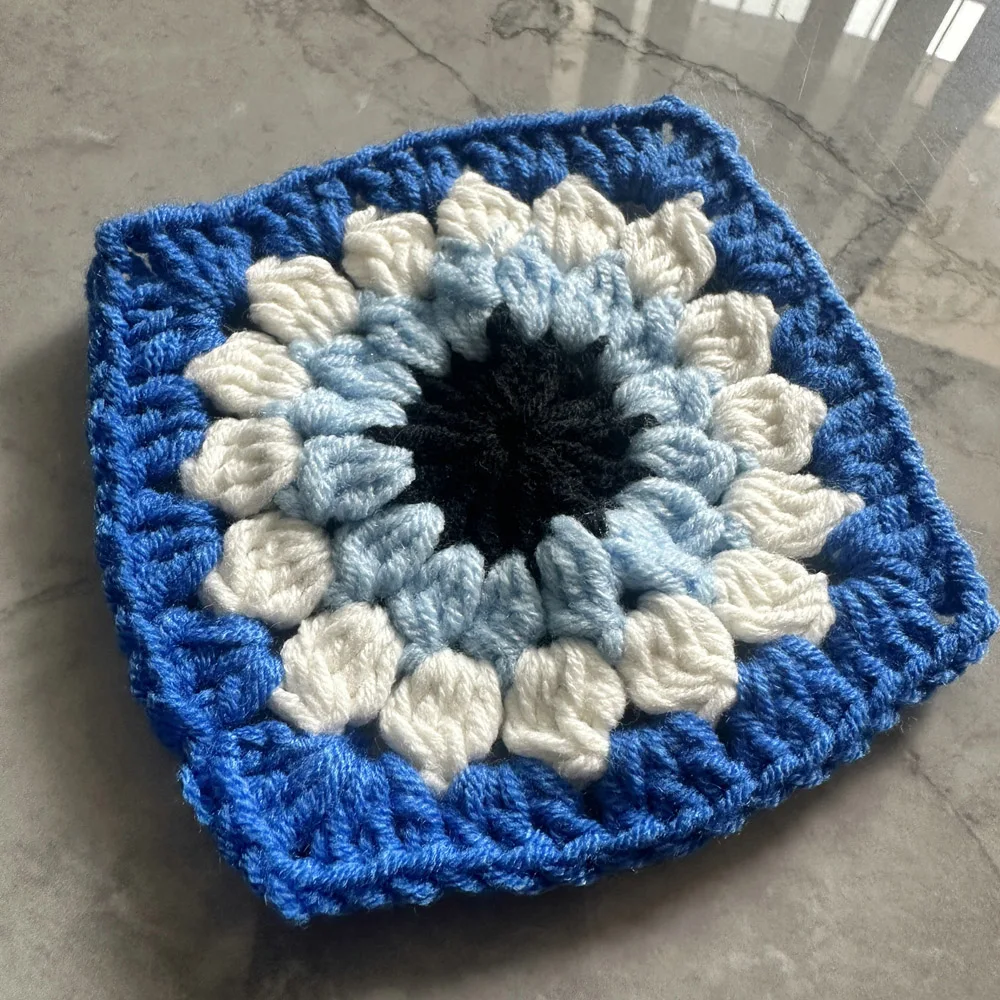 Handmade Crochet Square Flower Coasters Blue Crochet Fashion Accessories DIY Handmade Bag Embellishments, Shooting Props 10.5CM