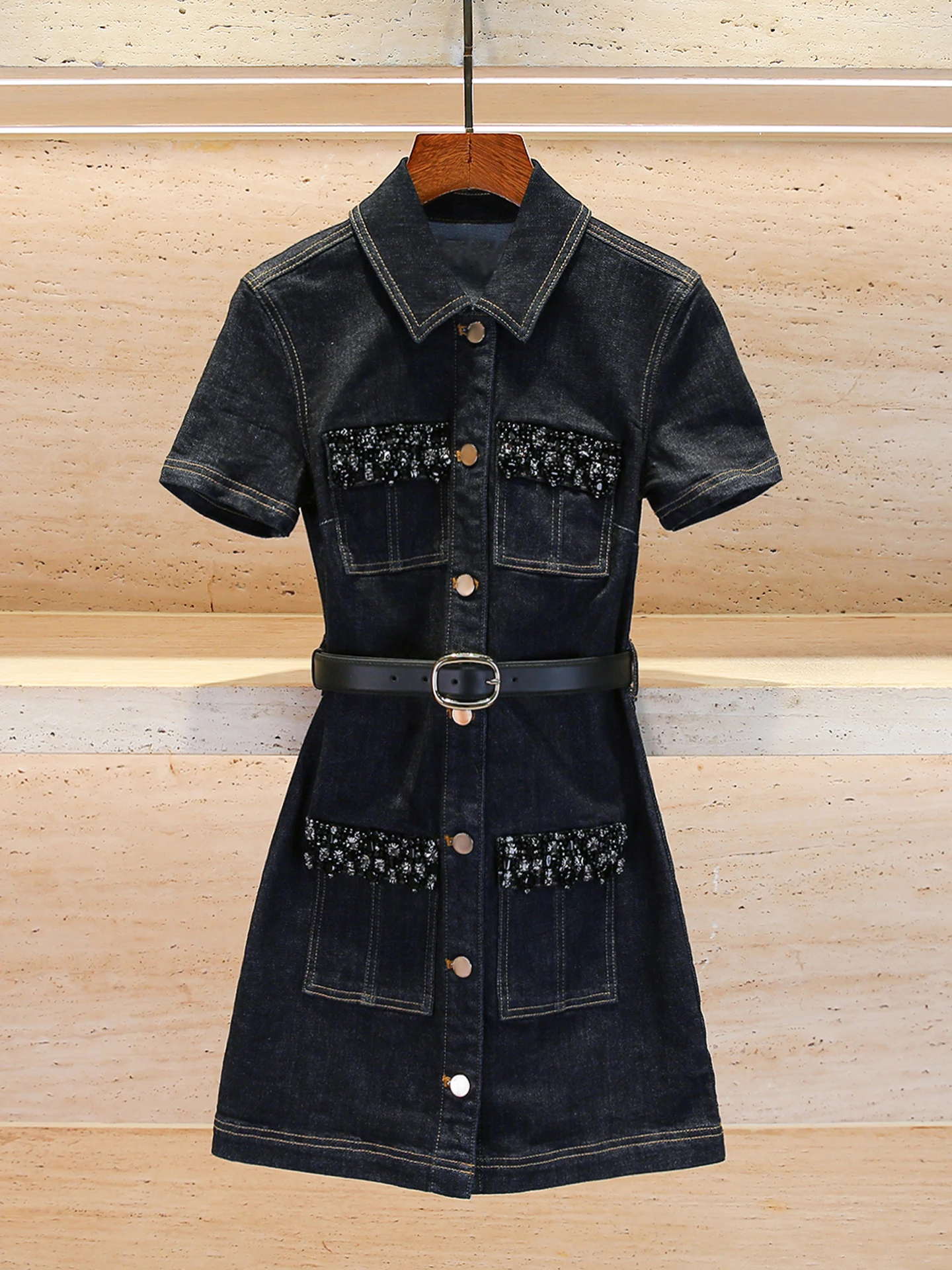 

Юбка А-силуэта с высокой талией, украшенная стразами, в стиле Хепберн, из денима, с простым дизайном, на пуговицах, с коротким рукавом