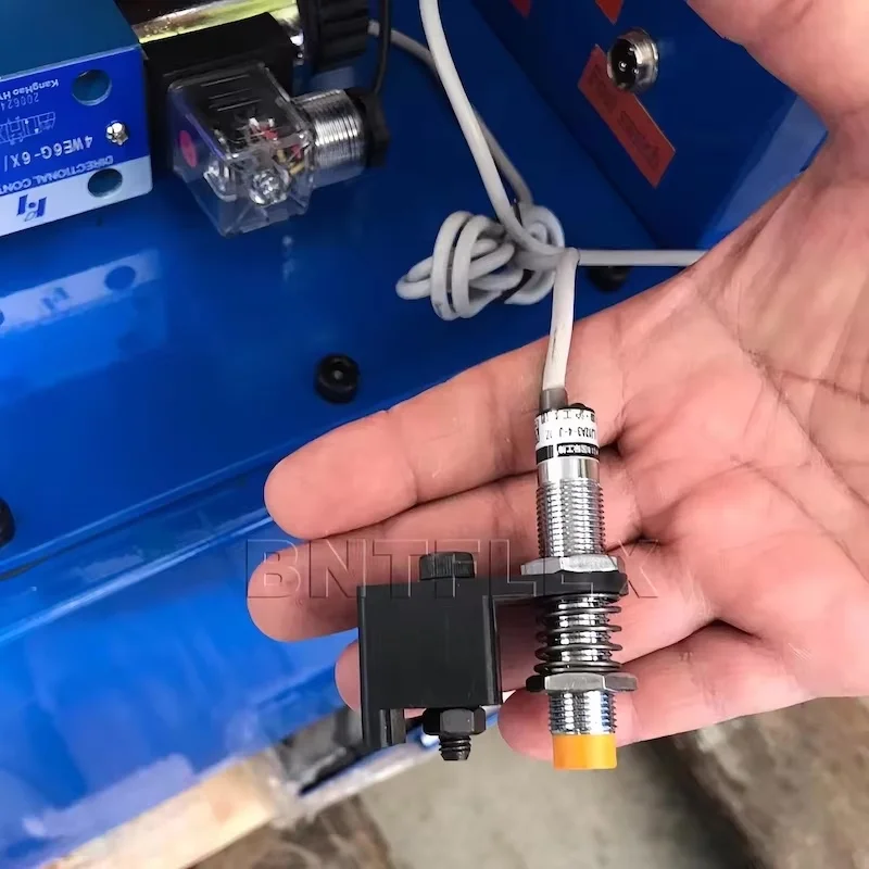 Miernik mikro do zaciskarki węży BNT68