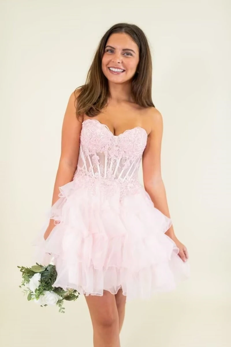 Robe de Cocktail courte en Tulle, élégante, en dentelle, sans bretelles, avec perles, à volants, dos nu