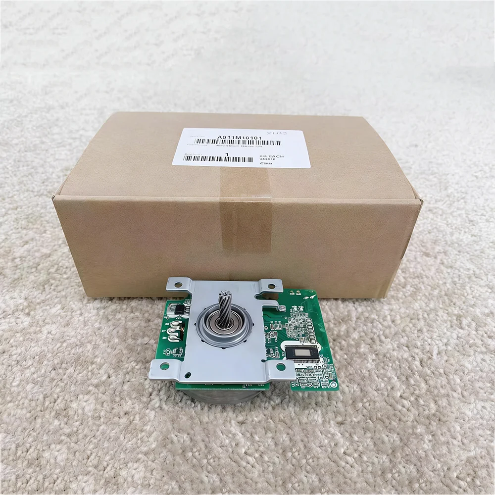 

Бесщеточный двигатель A011M10101 /20 для Konica Minolta Bizhub Press C1085 C1100 AccurioPress C6085 C6100