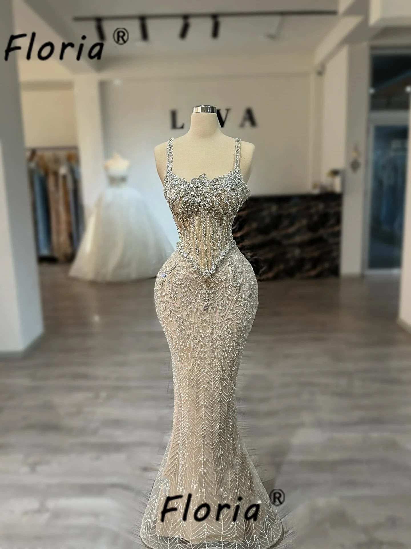 Ärmelloses Meerjungfrauen-Abschlussballkleid mit Spaghettiträgern, Champagner-Kristallen und Spitze, besondere Partykleider, Geburtstagskleider, elegante Festkleider