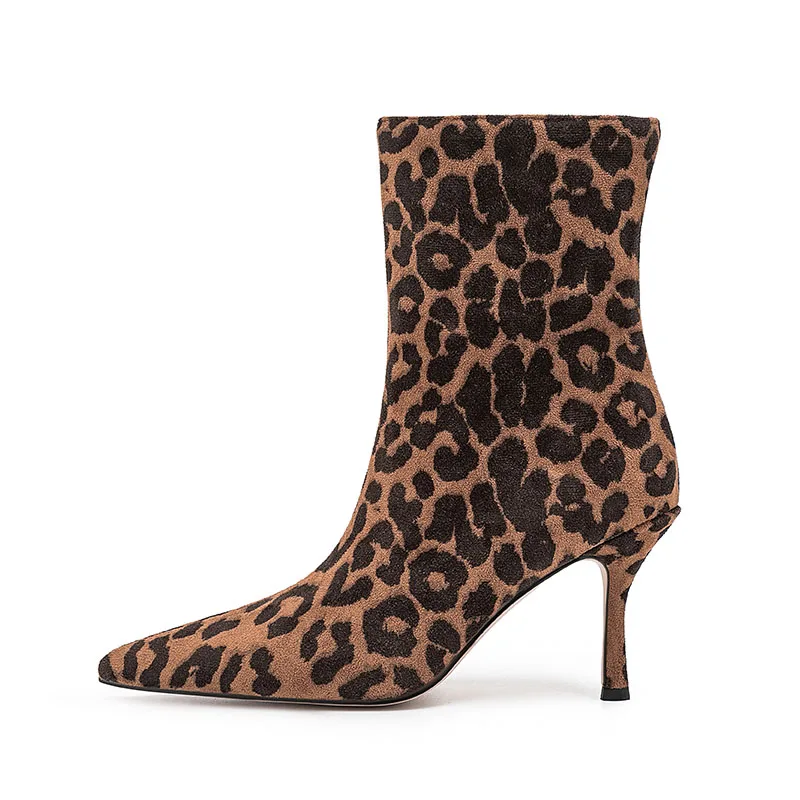 

Arden Furtado 2024 Winter Leopard suede Pointed toe Thin heels Short boots Side zipper High heel Sexy Modern boots