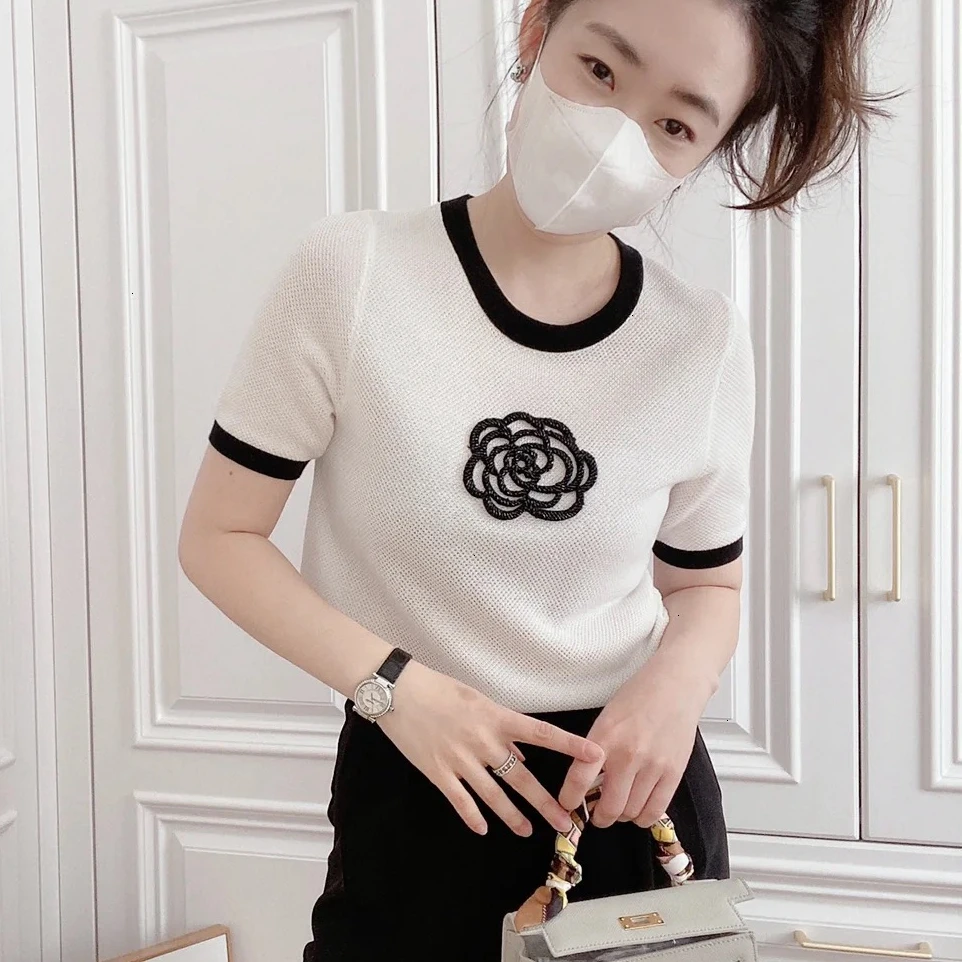 

Женская футболка с коротким рукавом, круглым вырезом, вязаная, с вышивкой цветами и бисером, в стиле колор-блок, повседневная, удобная, свободного кроя, топ