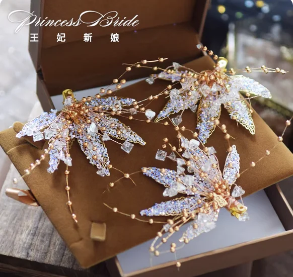 Princess bride super shiny maple leaf hairpin Korean gold handmade crystal wedding dress wedding headdress.