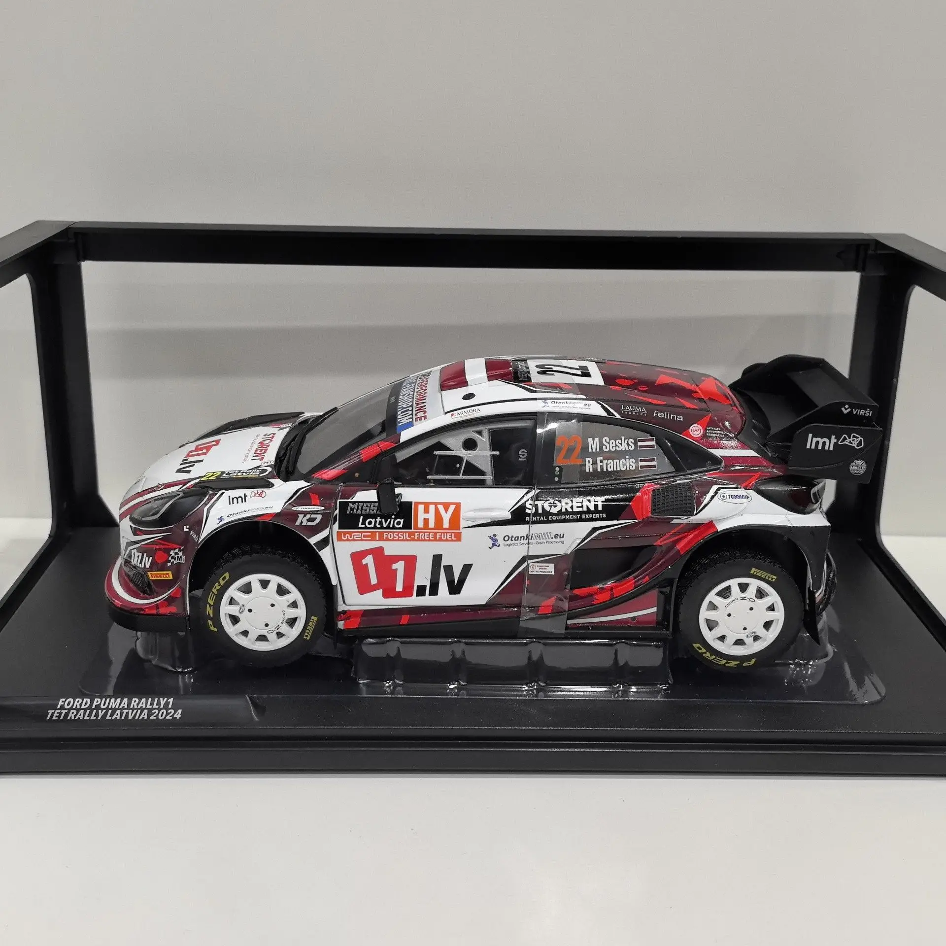 Missing Antenna Diecast SOLIDO 1:18 Scale PUMA #22 2024 Q7 Alloy Car Model