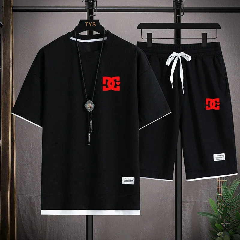 2025 Men's two-piece summer suit, casual T-shirt and shorts, sportswear, fashion sweatshirt, couple short-sleeved suit