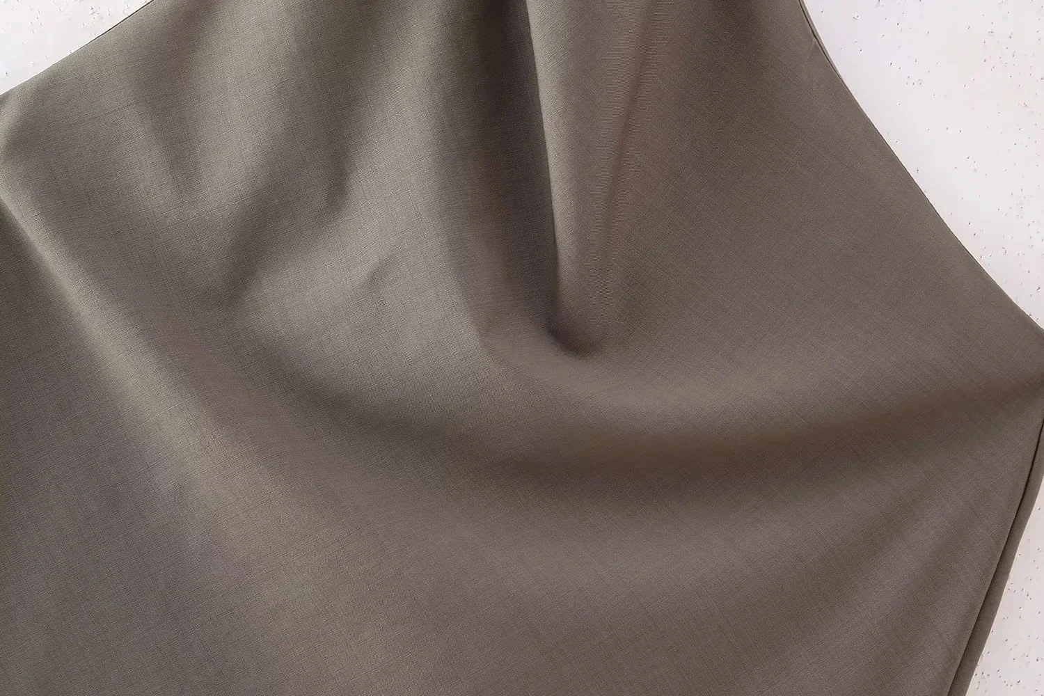 HH Damen Sommer-Satin-Set mit asymmetrischem Saum, Crop-Top und weit geschnittener Hose mit Kordelzug, lässige Loungewear, Urlaubsoutfit – Detail 7