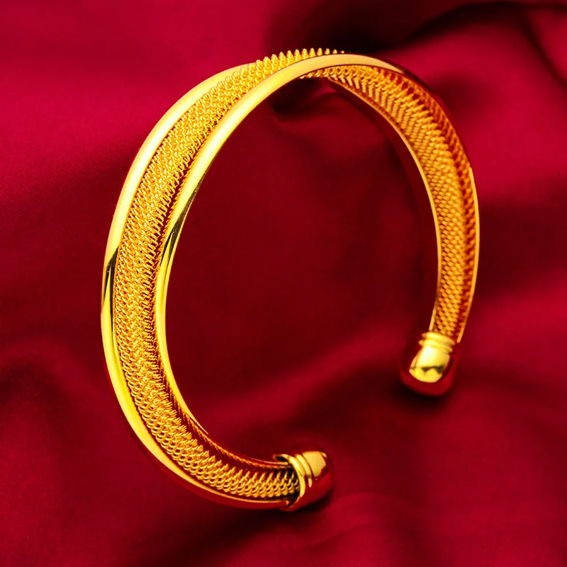 

Twisted Open Bangle for Women, 24K Gold, AU999 | Solid twisted band with adjustable opening, durable for daily use.