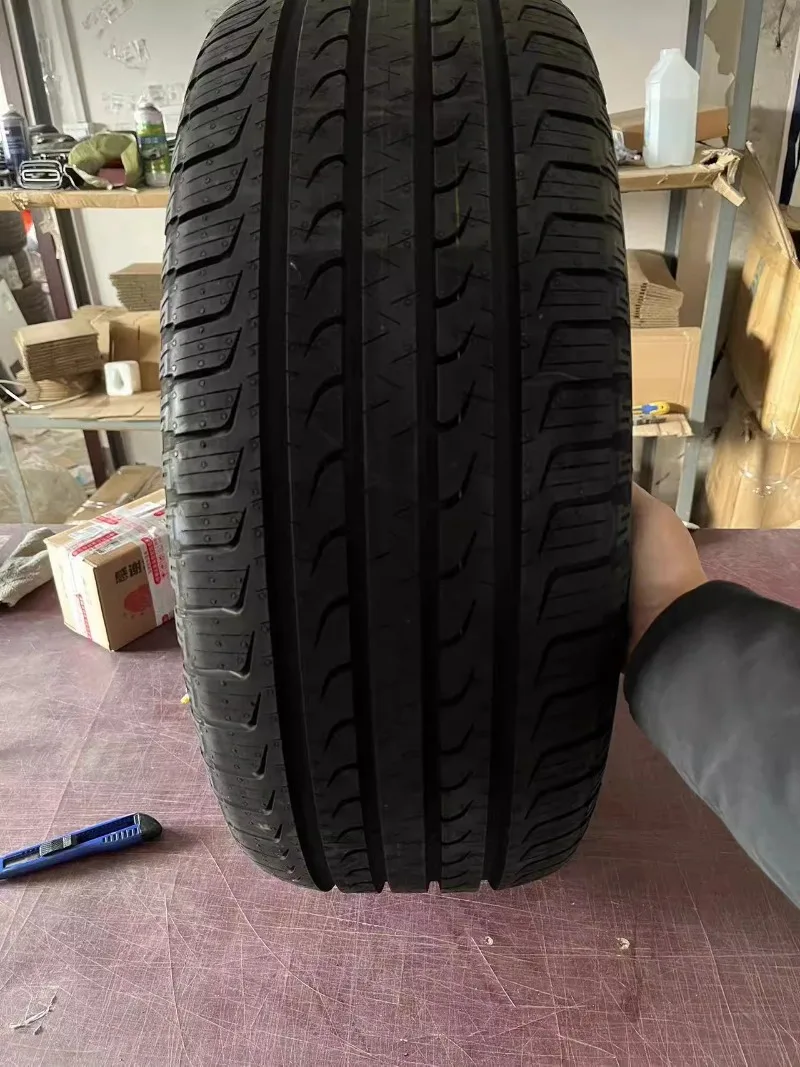 Adatto per pneumatici Lynk & Co 235/50 r18, 235/55 r18 e 215/50 r17, fabbrica originale nuova di zecca