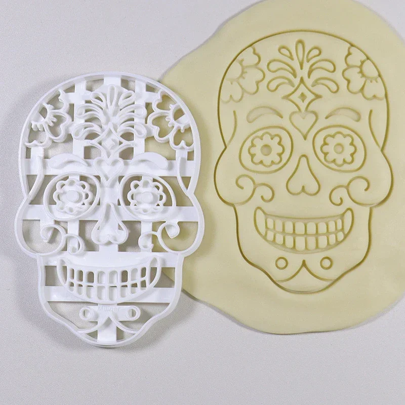 Halloween Decoration Skull Head Cookie Cutter Mold Stamp Day of The Dead Skeloton Face 3D Plastic Biscuit Press Mould for Baking