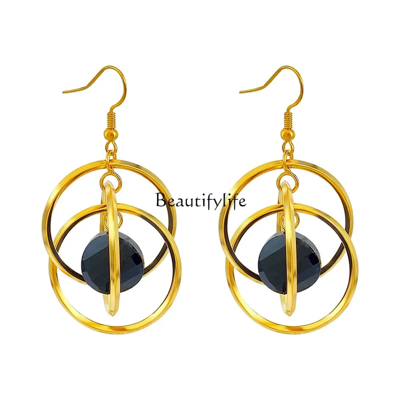 

European and American exaggerated circle earrings, unique design sense, personalized ear hook temperament, light luxury