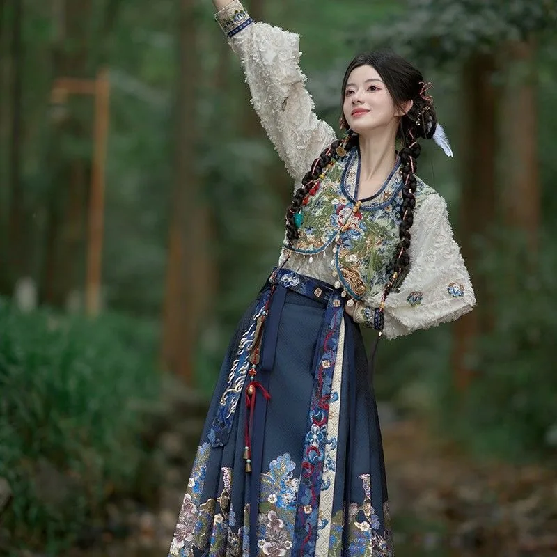 

New Chinese-style Fashion Personalized Women's Clothing for Commuting Featuring Vest Cross-collar A Horse-faced Skirt and Hanfu