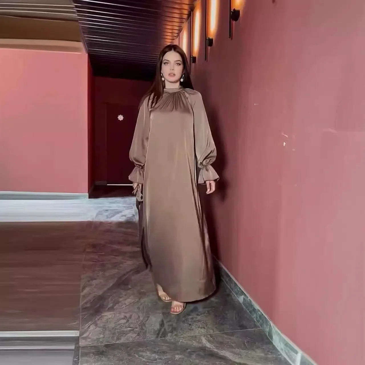 

2025 Autumn New Solid Color Round Neck Pleated Design Trumpet Sleeve Jumpsuit Long Skirt Ramadan Dubai Luxury Islam Elegant