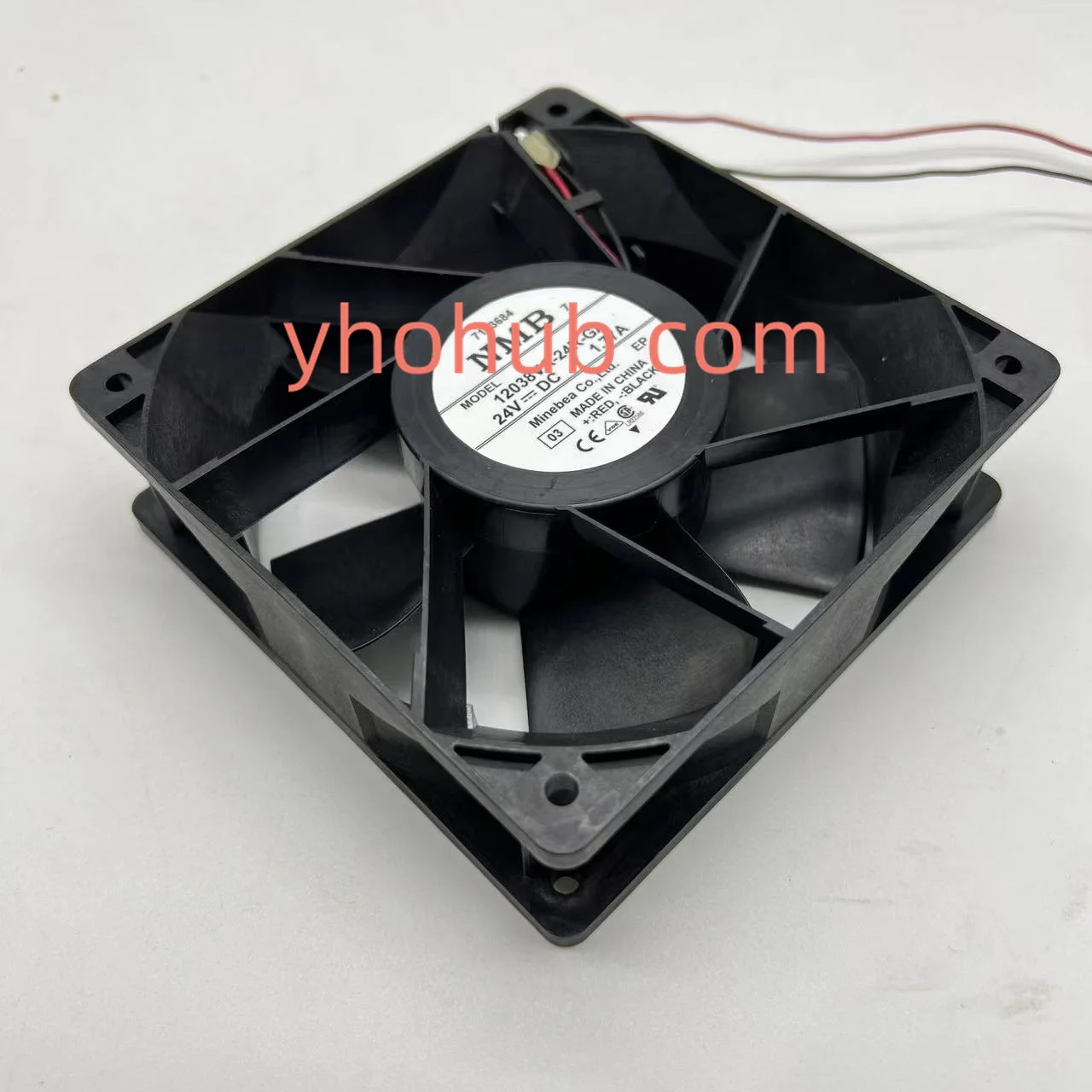 

NMB-MAT 12038VA-24R-GA DC 24V 1.77A 120x120x38mm 2-Wire Server Cooling Fan