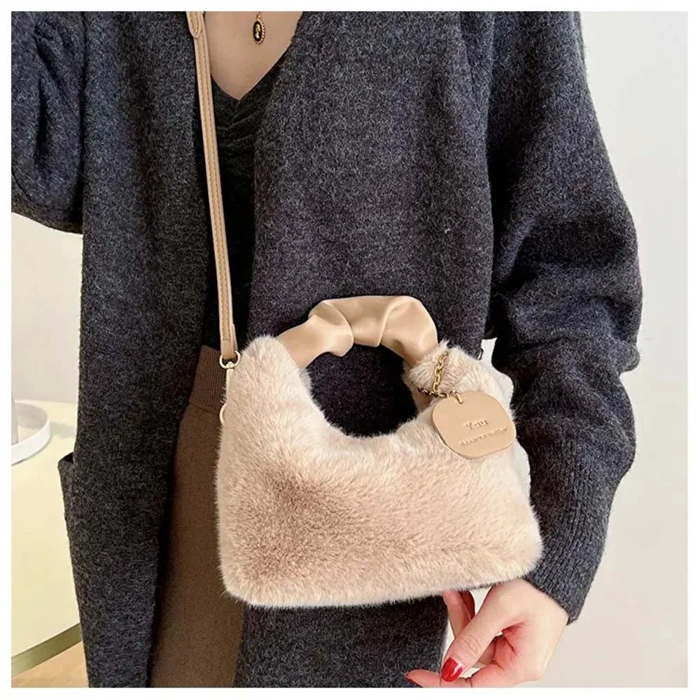 Inverno nova pele do falso bolsa de pelúcia moda crossbody tote pequenas senhoras portátil simples saco de compras casual