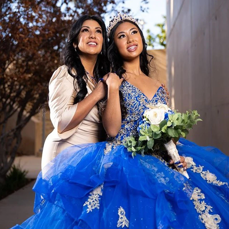 Vestidos De quinceañera De color azul real personalizados, vestido De baile con hombros descubiertos, apliques De cuentas, dulce 16, YQD240, 2023