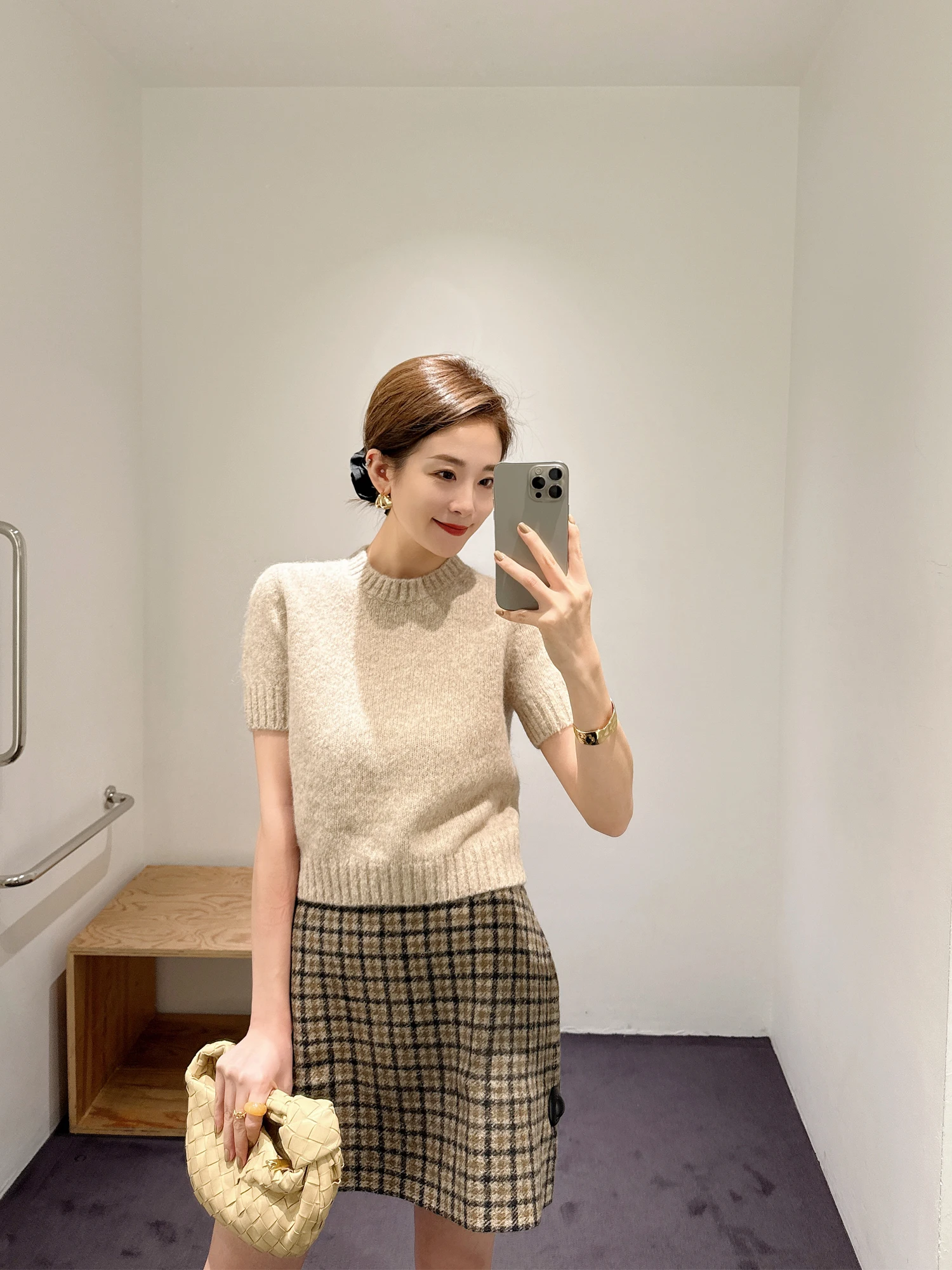 

Women's round Ne Pure Color Knitted Woolen Top ort Sve Overhead Casual Sle Soft Fabric Inner And Outer Wear