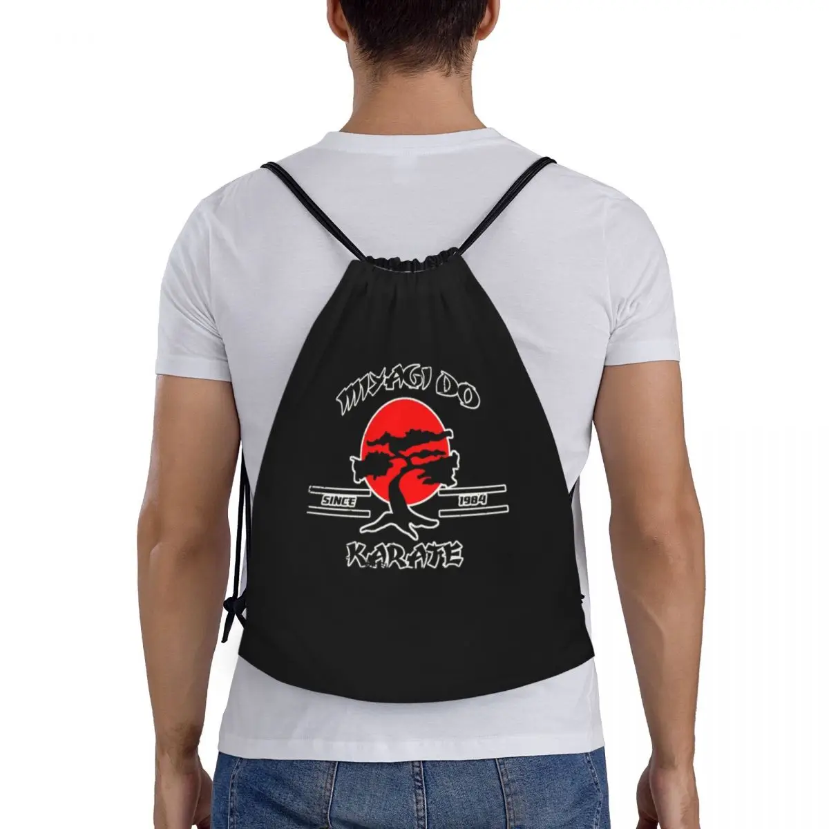 Mochila de Karate Kid Miyagi Do con cordón, bolsa de gimnasio deportiva para hombres y mujeres, Anime Cobra Kai 80s Movie Shopping Sackpack