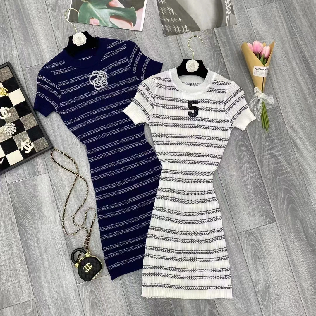 

High Quality Women Summer New Women Short-Sleeved Striped Digital O Neck Short-Sleeved Knit Dresses