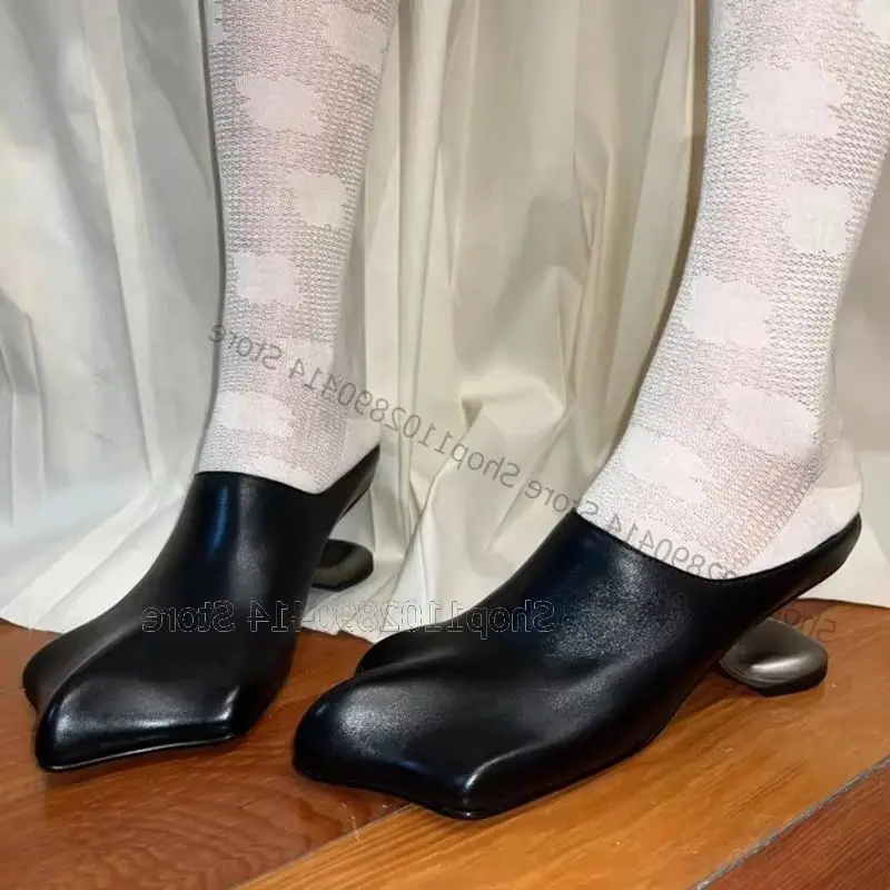 Black Chicken Claw Design Strange Style Heels Slippers Slip On Women Shoes Fashion Party Banquet Runway 2026 Zapatos Para Mujere