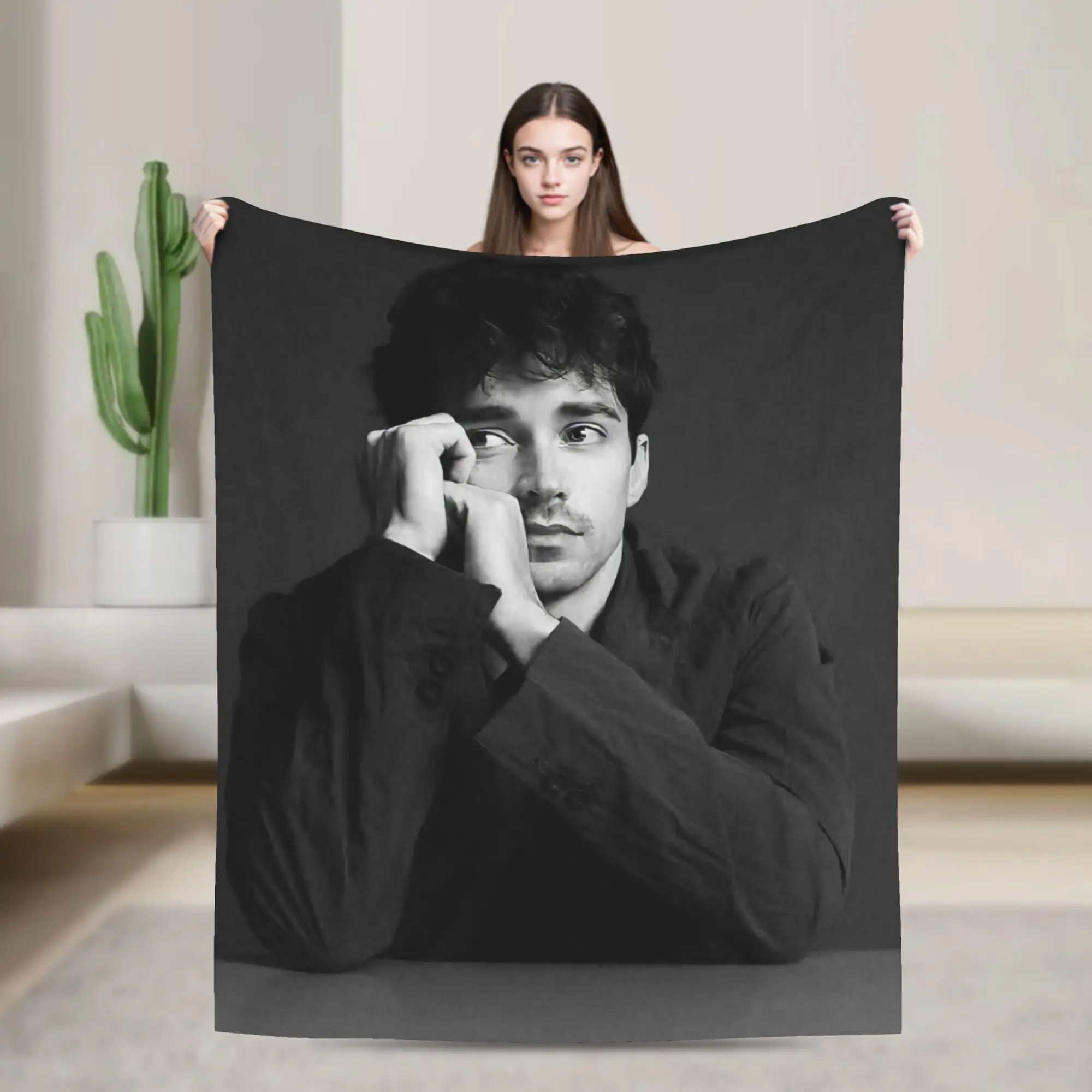 Super Soft Blanket Travel C-Charles L-Leclercs Throw Blanket  Flannel Bedspread For Couch Chair Sofa Bed Fashion Sofa Bed Cover