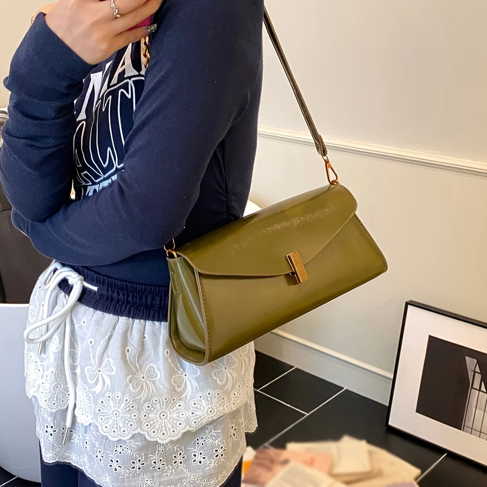 

Винтажная красная сумка через плечо из искусственной кожи с клапаном, элегантная сумка-кроссбоди с цепочкой и золотистой фурнитурой для повседневных поездок