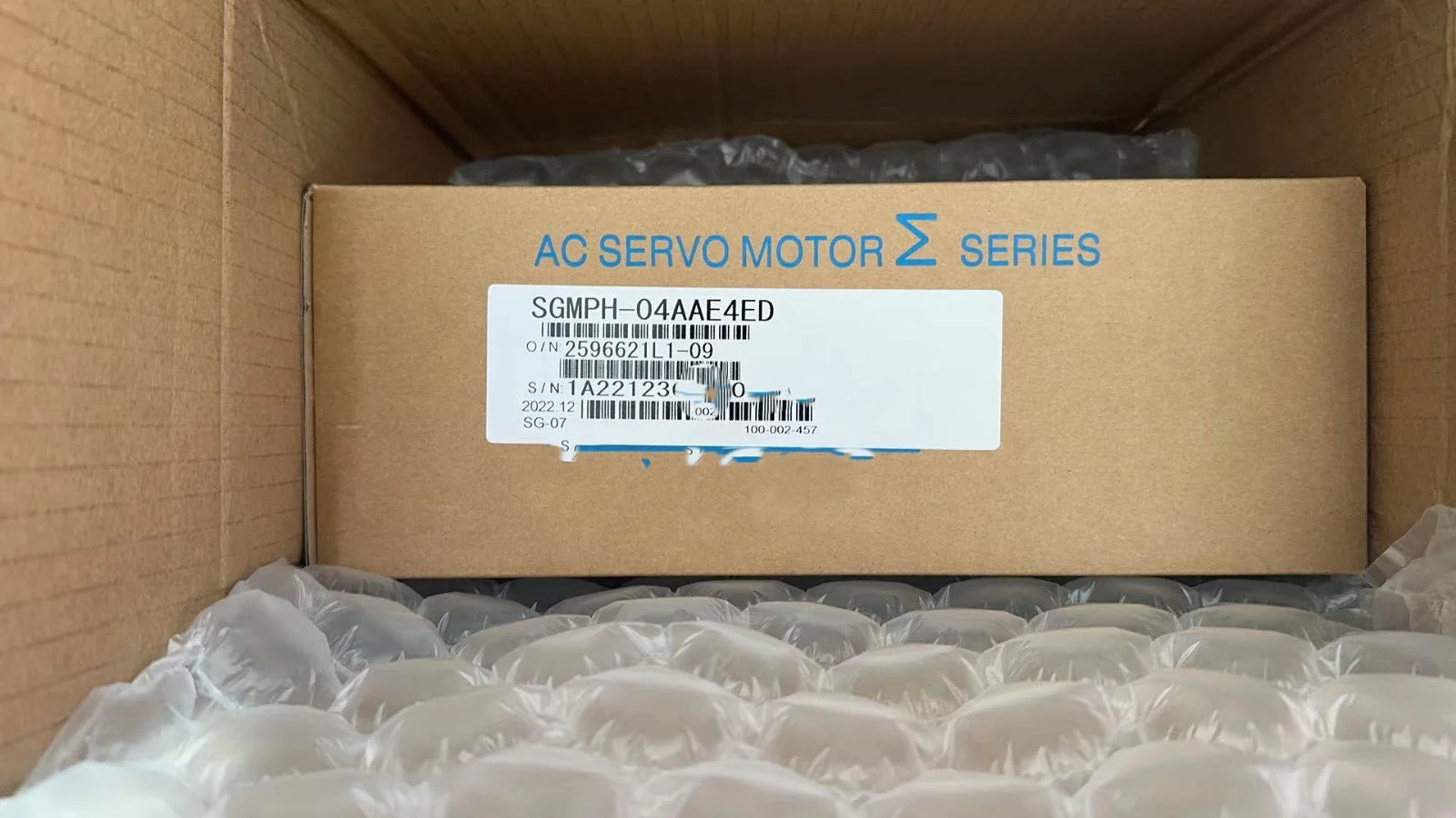 

SGMPH-04AAE4ED new Yaskawa Servo Motor