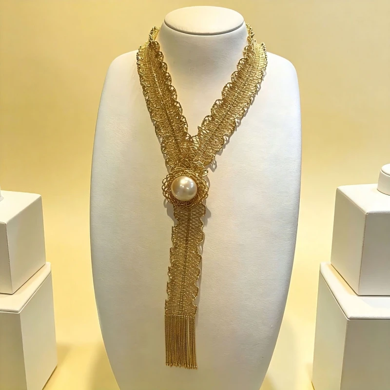 Bellux original imported lace round pearl necklace bracelet s925 pure silver thick gold-plated light luxury sweater chain set