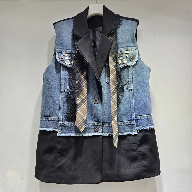 

SuperAen European and American Style 2025 Autumn and Winter New Patchwork Denim Lace Three-dimensional Decorated Loose Vest Coat