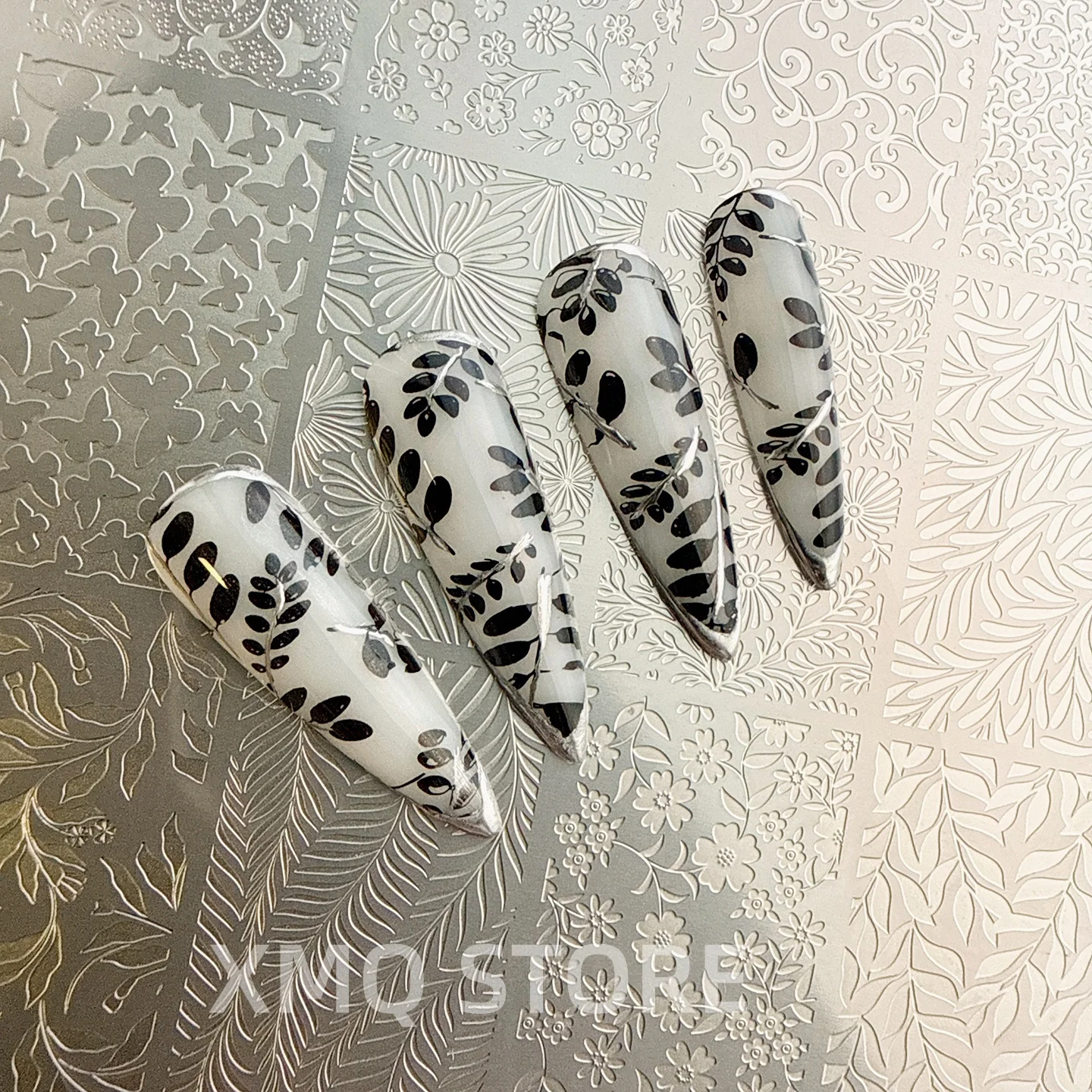 XMQ ネイルアートスタンピングプレート リーフテンプレート - Nail Art Stamping Kit のレビューと価格