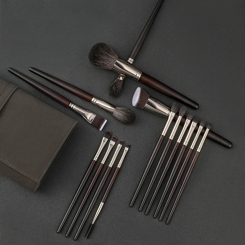 Professional 15 Pcs Animal Hair Makeup Brush Set for Blush Powder Eyeshadow Concealer Foundation Complete Beauty Tools Kit