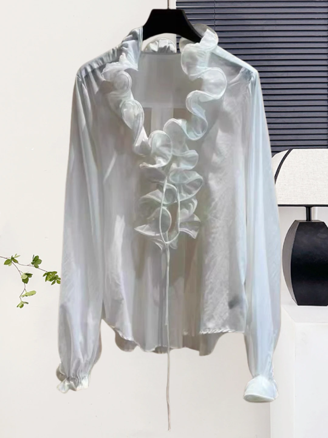 

Ele V-ne T irt Женская внутренняя одежда Faionable Красивый свободный топ Шелковая белая корейская блузка Sle Long Sve