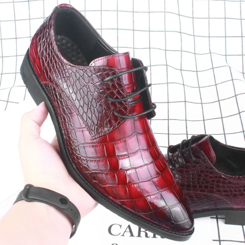 2023 New Low-top Large Size Formal Leather Shoes Business Fashion Crocodile Trend British Casual Hairstylist D5059