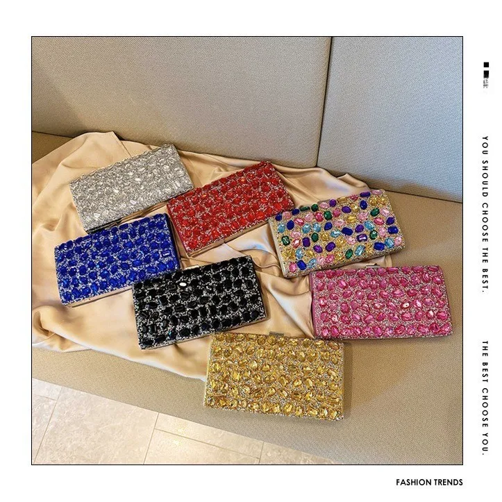 

2024 New Square Diamond Embellied Handbag Holiday Sle Single oulder Women's Bag for Year End Par And Banquet