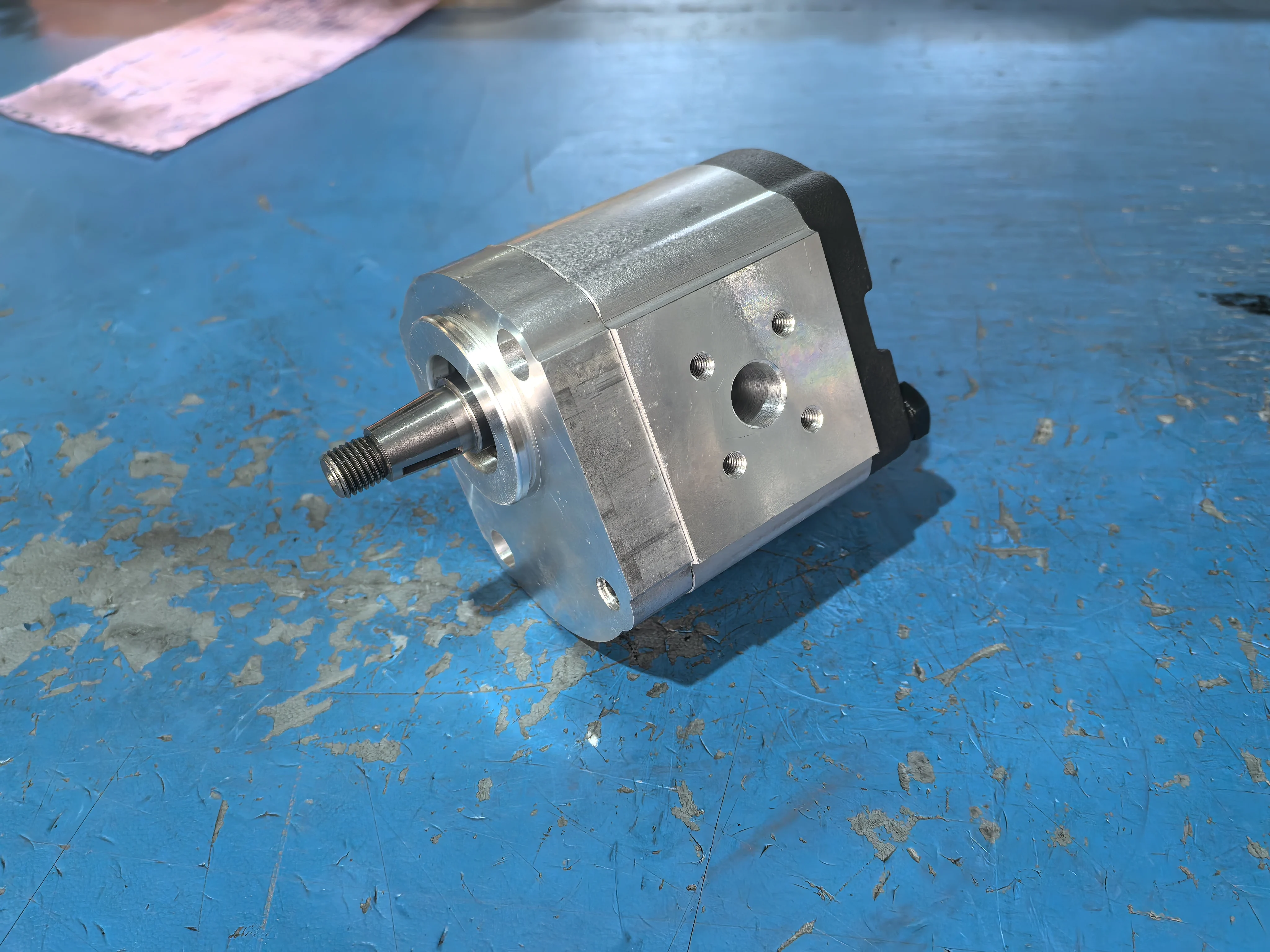 AZPW 시리즈 유압 로터리 기어 오일 펌프 AZPW R9830322 AZMF-12-008RFB20MB-S0013 AZMF-11-008UCB20ML