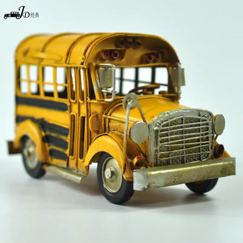 Retro Vintage Iron Bus Crafts Ornament Decoration America Car Model Antique Home Decor Accessories