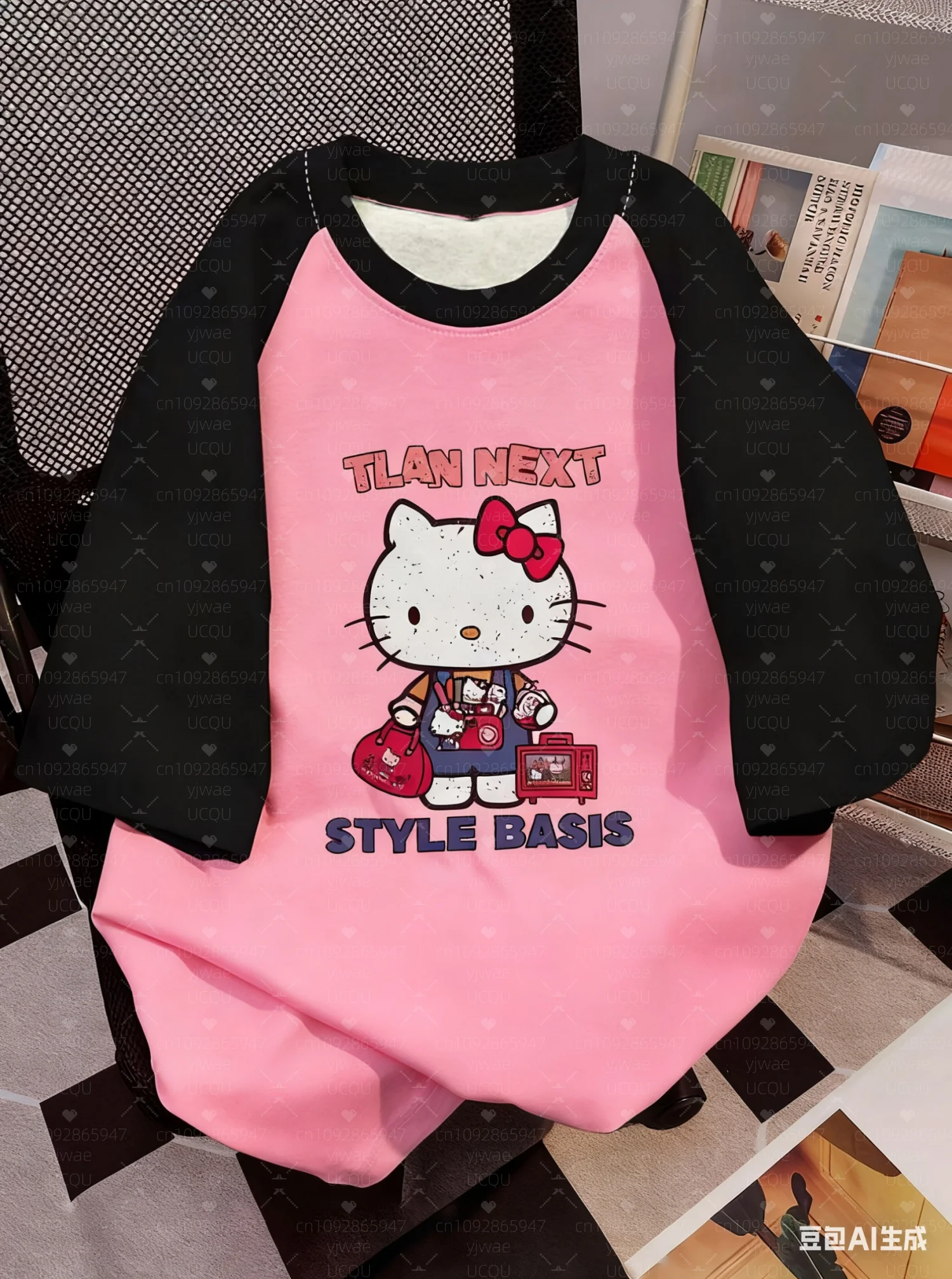 2025 حار بيع المرأة مرحبا كيتي طباعة خفيفة الوزن تنفس الخامس الرقبة قصيرة الأكمام تي شيرت المرأة تي شيرت المرأة جيرسي تي شيرت #1