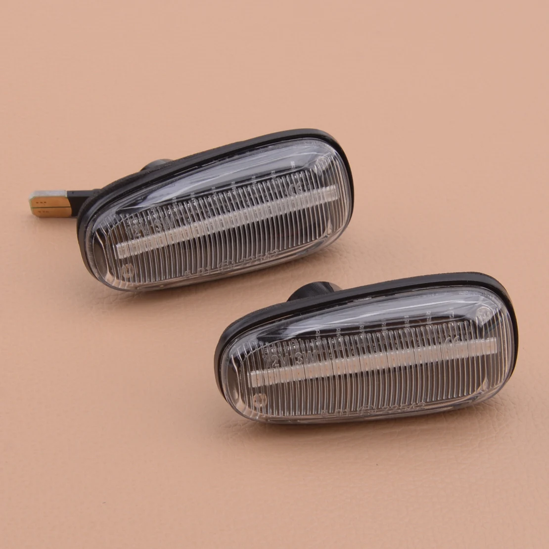 

2pcs Clear Lens LED Dynamic Side Indicator Repeater Light Fit for Holden Commodore VY VZ Astra TS 1713400 17134001 09117660