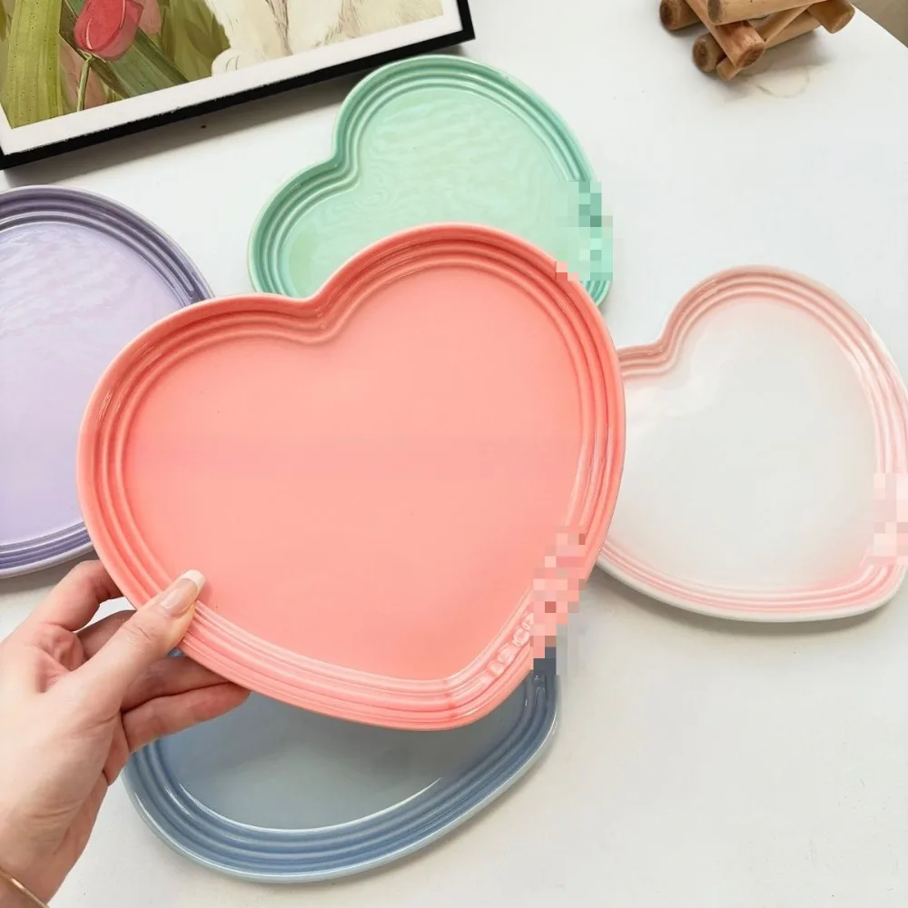 

French Rainbow Plate Ceramics Household Heart-shaped Love Special-shaped Shallow Flat Fruit Western Food VegetableTrays