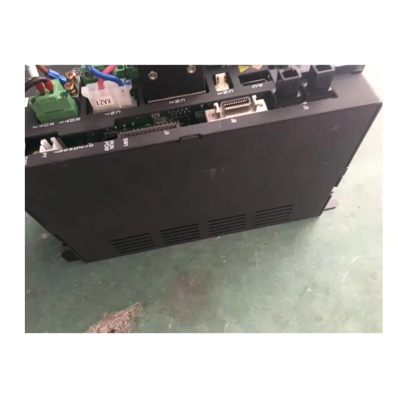 

Sanyo QS1A15AJ02E0MB00 Servo Drive