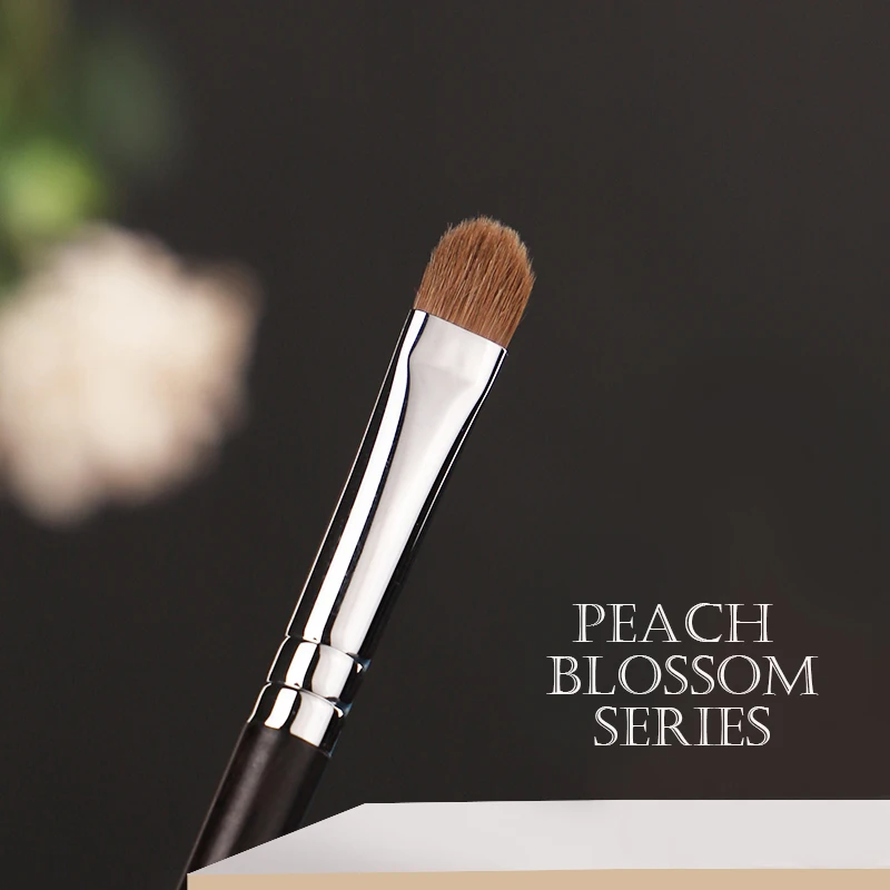 CHICHODO Makeup Brushes-Peach Blossom Series-Eyeshadow Brush Really Soft Synthetic Hair Suitable For Any Skin Beauty Makeup Tool