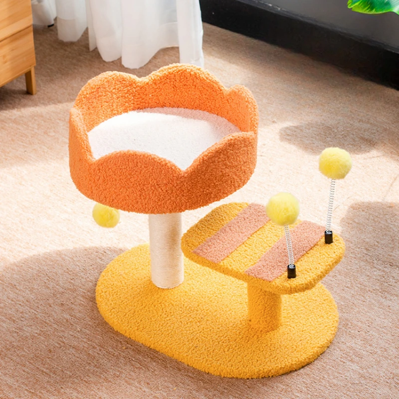 

Small Bee Style Cat Climbing Frame Sisal Cat Scratching Post Pet Toys Comfortable Teddy Plush Cat Nest Stable and Not Wobbly