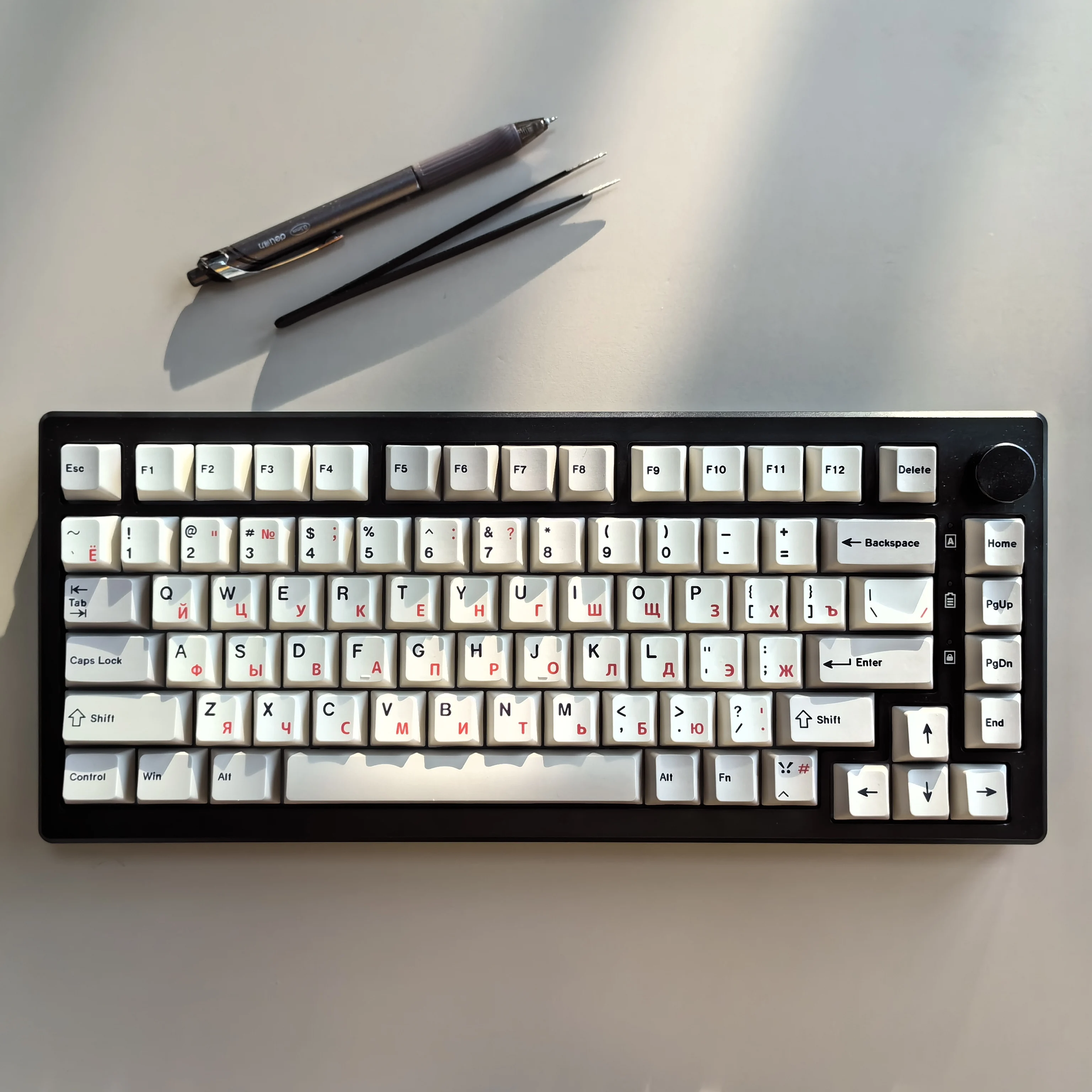 Retro Russian/Korean/Thai/English Keycaps Cherry Profile Cyrillic Keycap Dye-Sub for MX Switch Gaming Mechanical Keyboard Cap