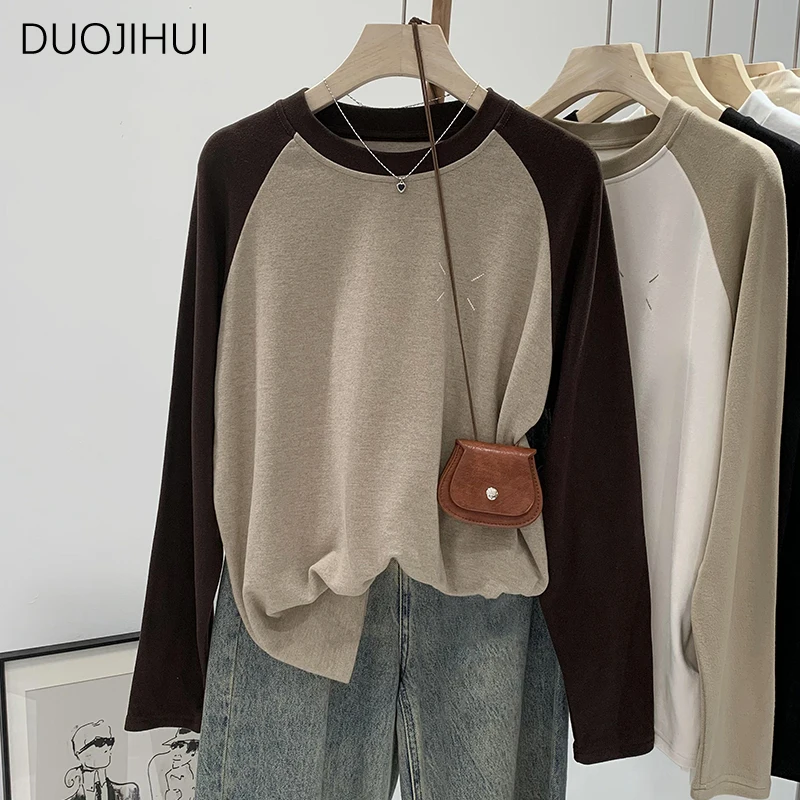 DUOJIHUI Oatmeal Basic Long Sleeve Loose Casual Female T-shirts Autumn O-neck Contrast Color Fashion Simple S-XL Women T-shirts