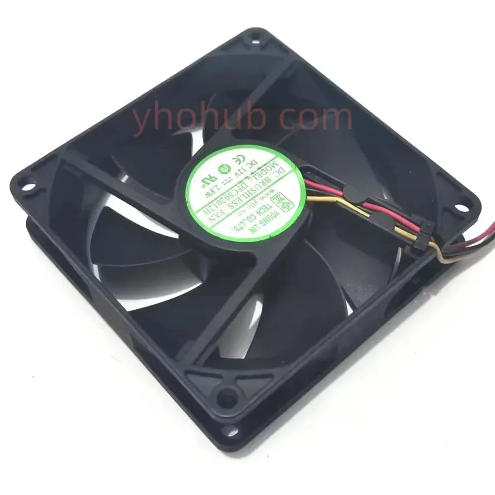 

Вентилятор охлаждения Young Lin DFC802012H DC 12V 2.8W 80x80x20mm 3-проводной