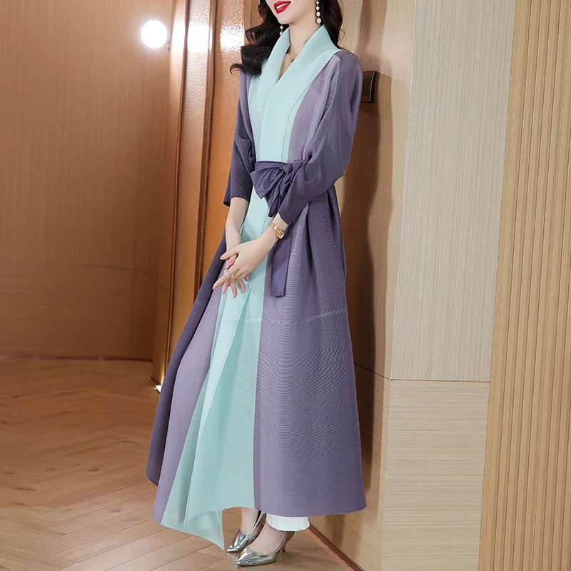 Gradient Hues Belted Batwing Sleeve Pleated Trench Coat Exude Effortless Chic Goddess Vibes Spacious Longline Miyake Jacket 2024