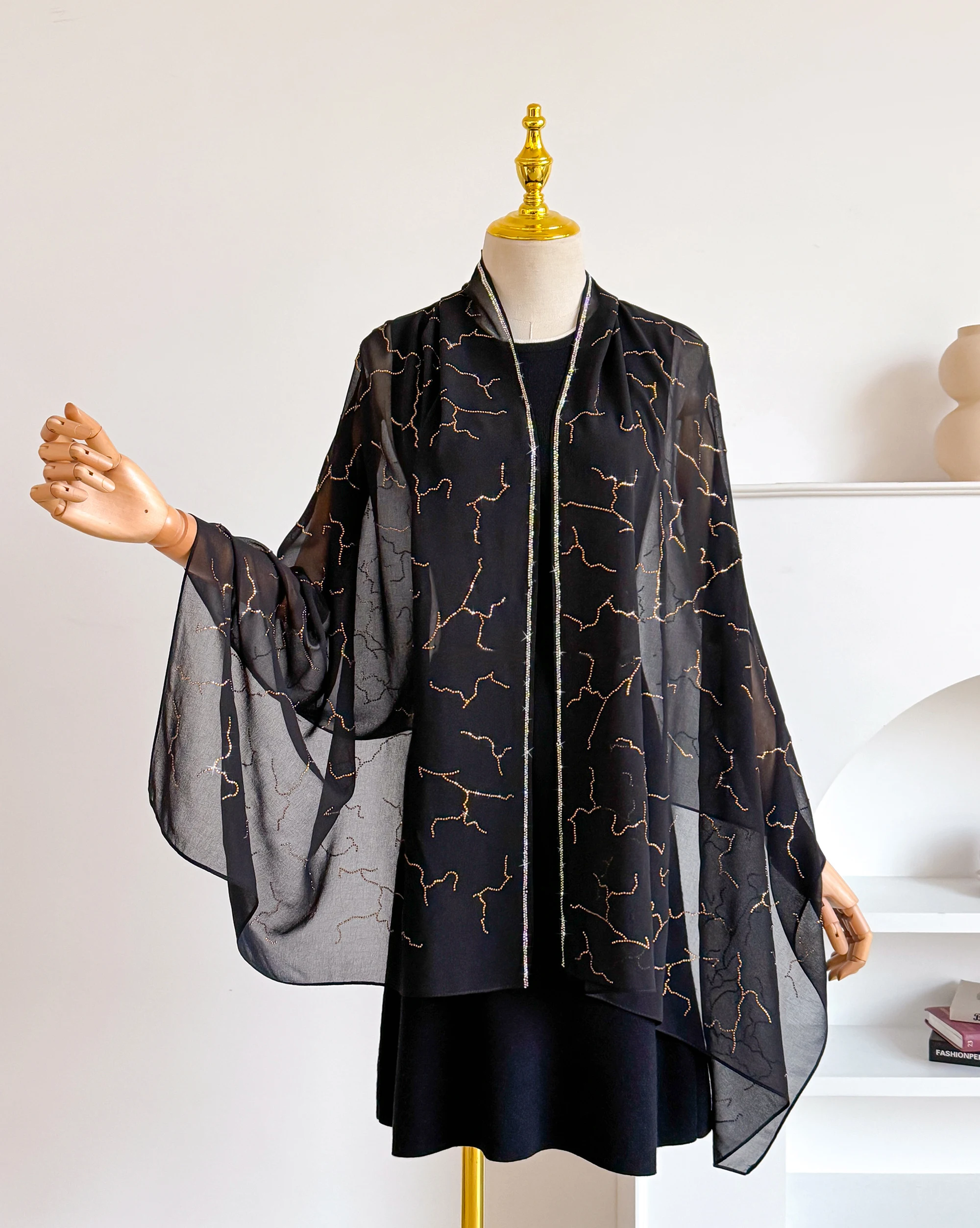 

Women's Spring Summer Chiffon Sunscreen Shawl Thin Lace Scarf Air Conditioning Cloak Sun Protection Outer Wear