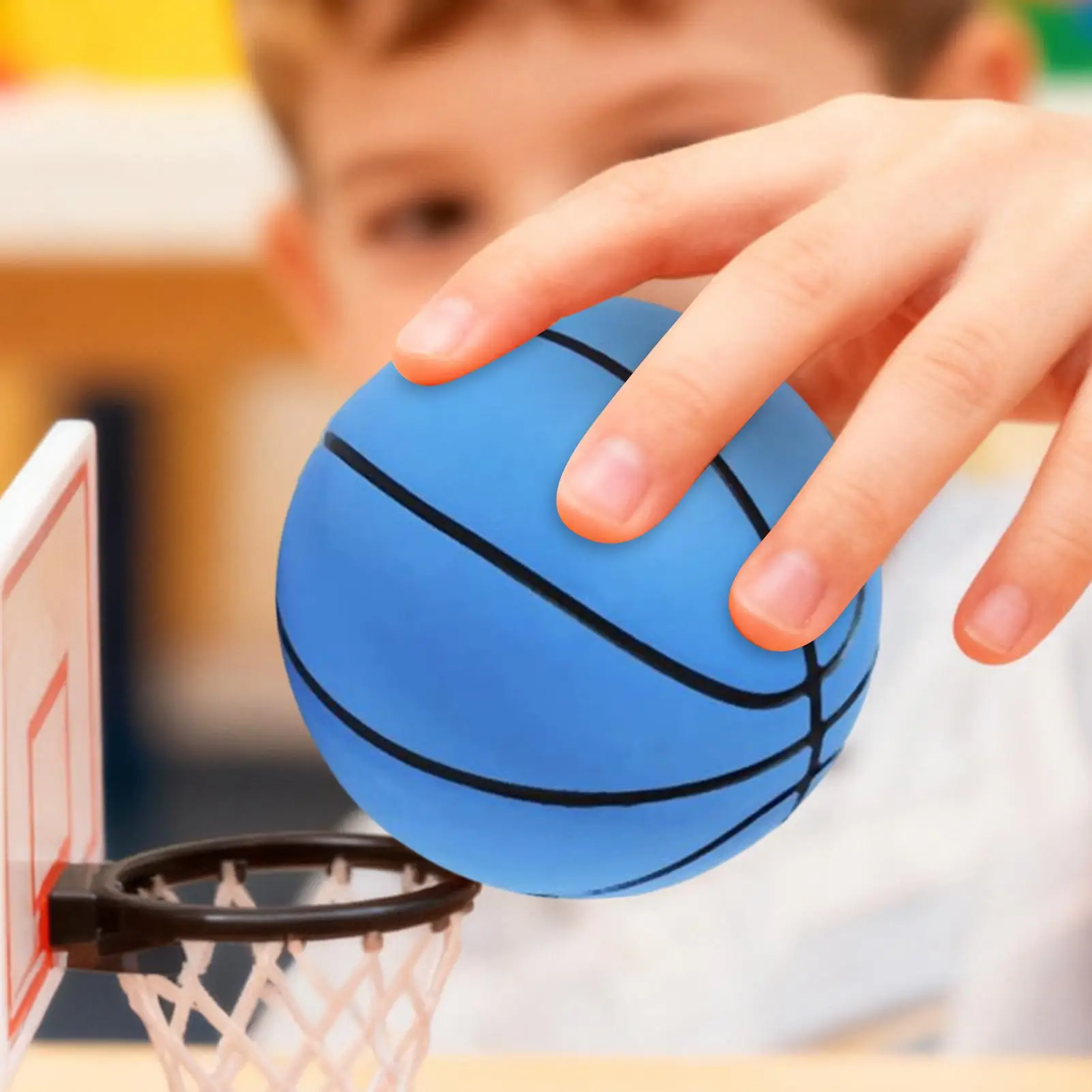 Mini Koszyki do Koszykówki Zabawki Sportowe o Wysokim Odbiciu Gra 6 cm Małe Koszyki do Koszykówki dla Dzieci Chłopców Maluchów na Imprezy w Pomieszczeniach na Zewnątrz do Sypialni